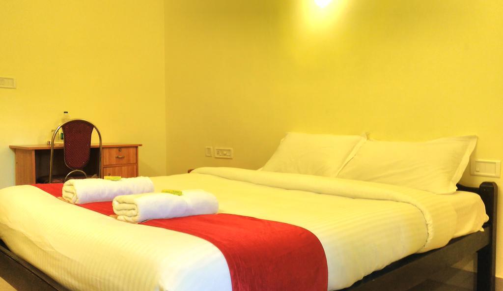 Lamond Holidays Munnar Bagian luar foto