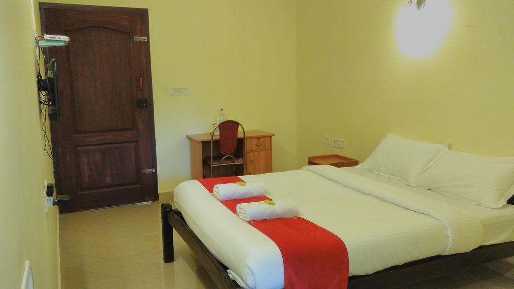Lamond Holidays Munnar Bagian luar foto