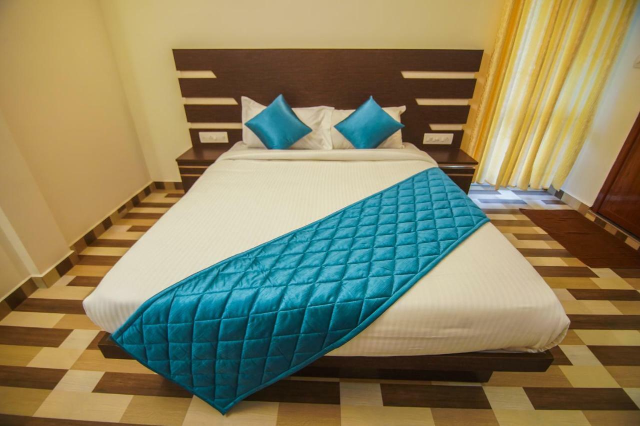 Lamond Holidays Munnar Bagian luar foto