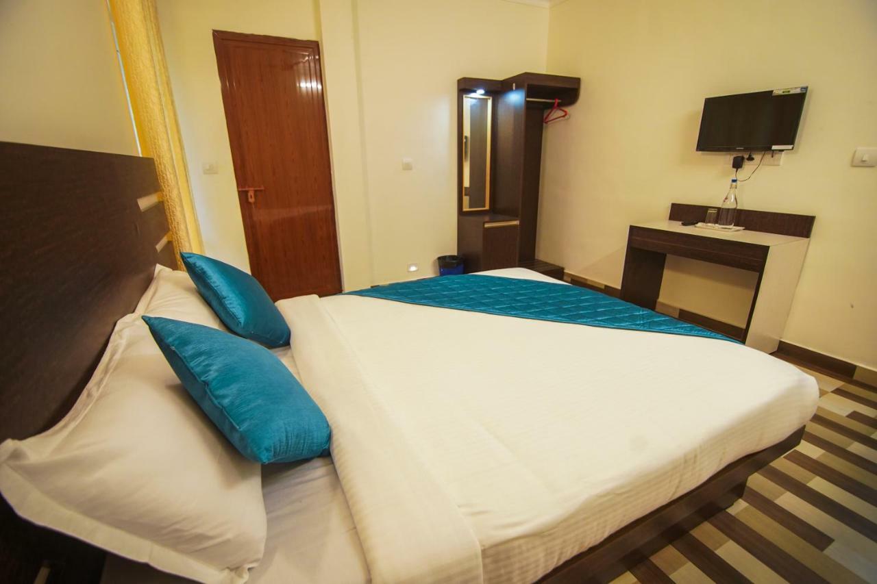 Lamond Holidays Munnar Bagian luar foto