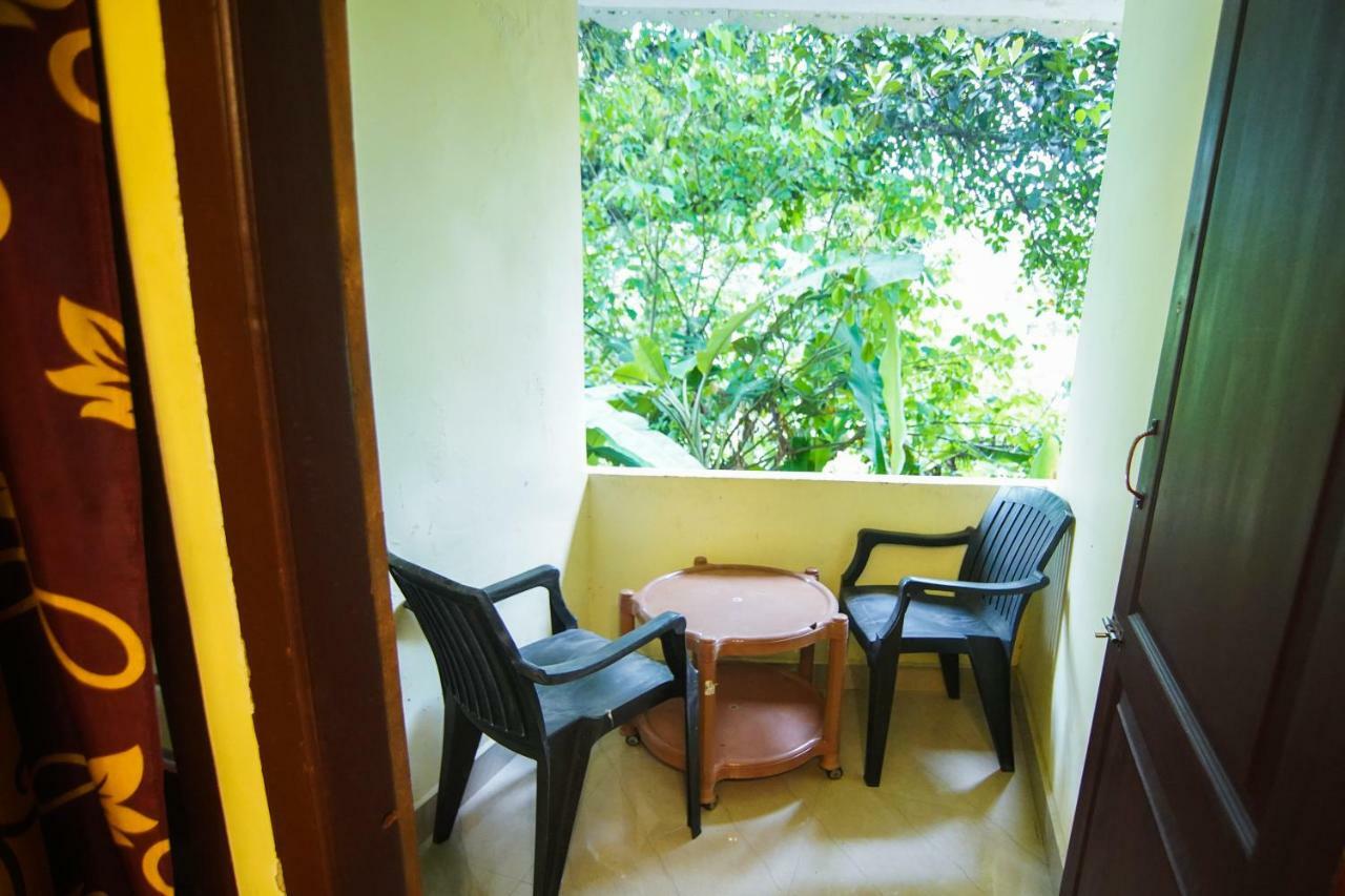 Lamond Holidays Munnar Bagian luar foto